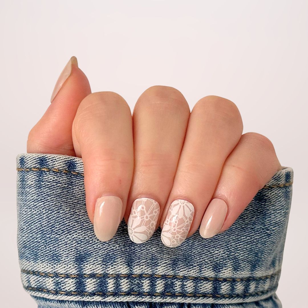 SILK FLOWER NAILZ