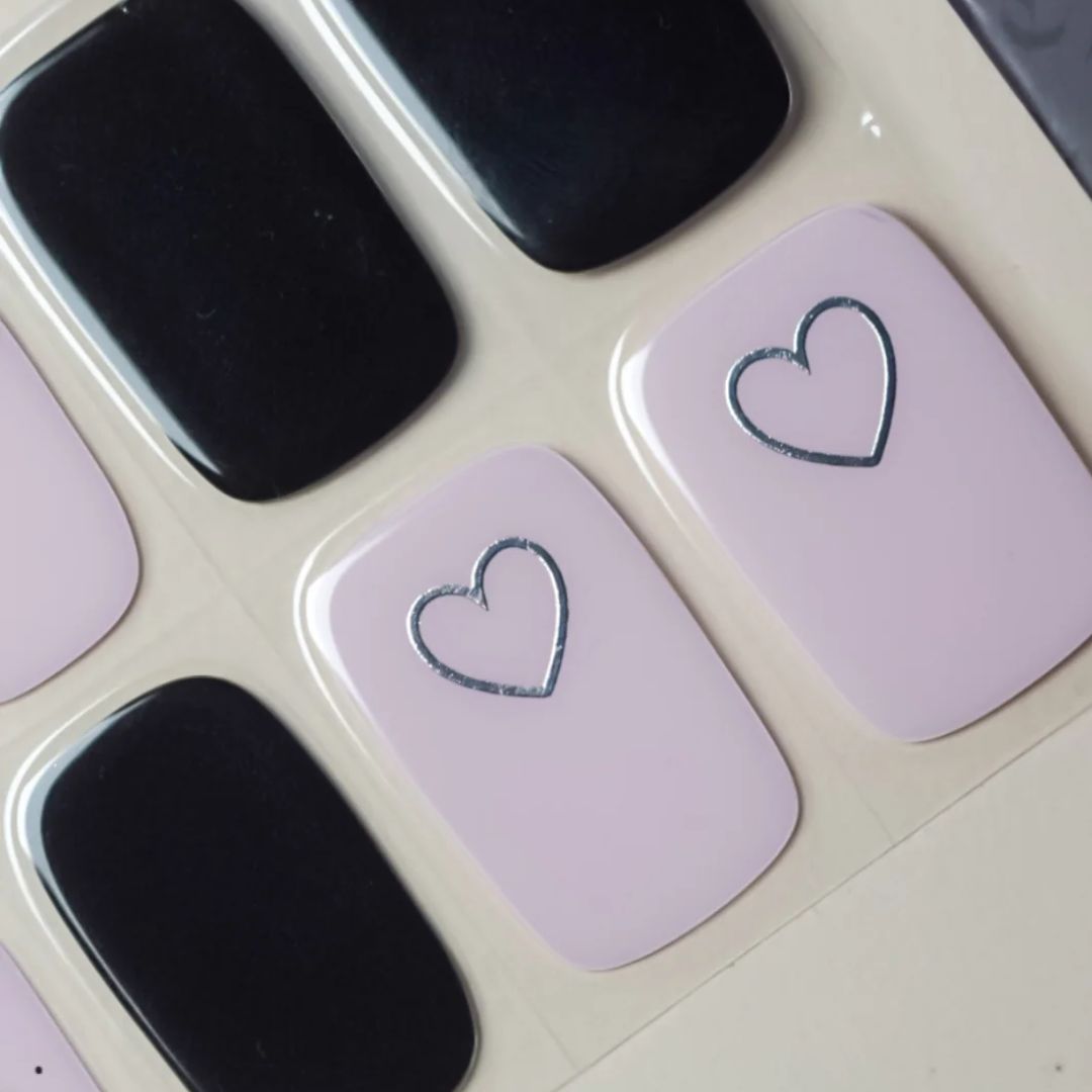 DARK COQUETTE | UÑAS DE GEL