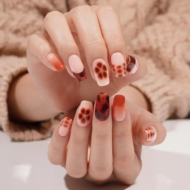 AMBER | UÑAS DE GEL