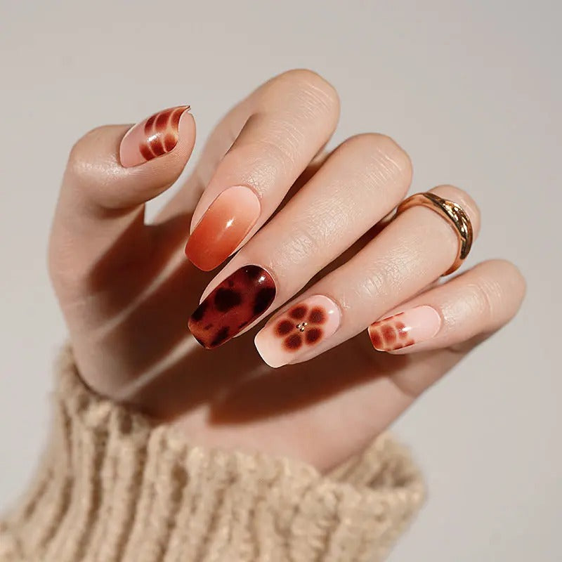 AMBER | UÑAS DE GEL