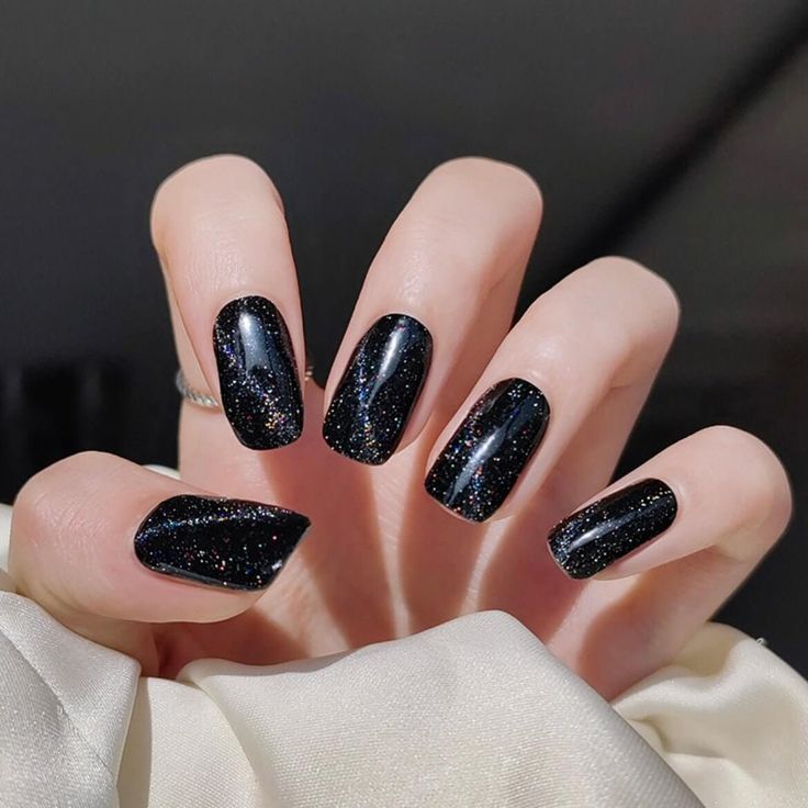 BLACK CAT-EYE | UÑAS DE GEL