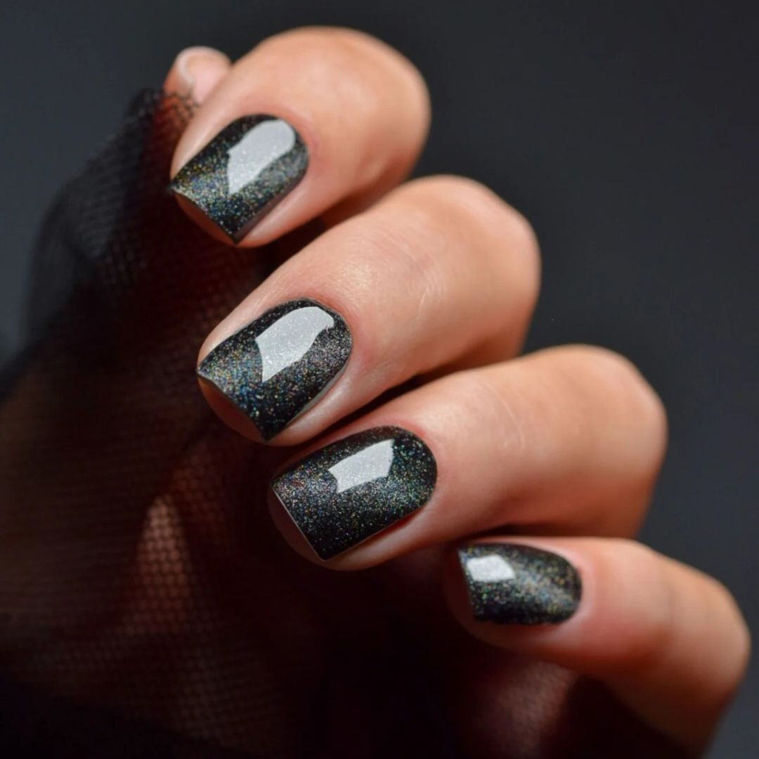 BLACK CAT-EYE | UÑAS DE GEL