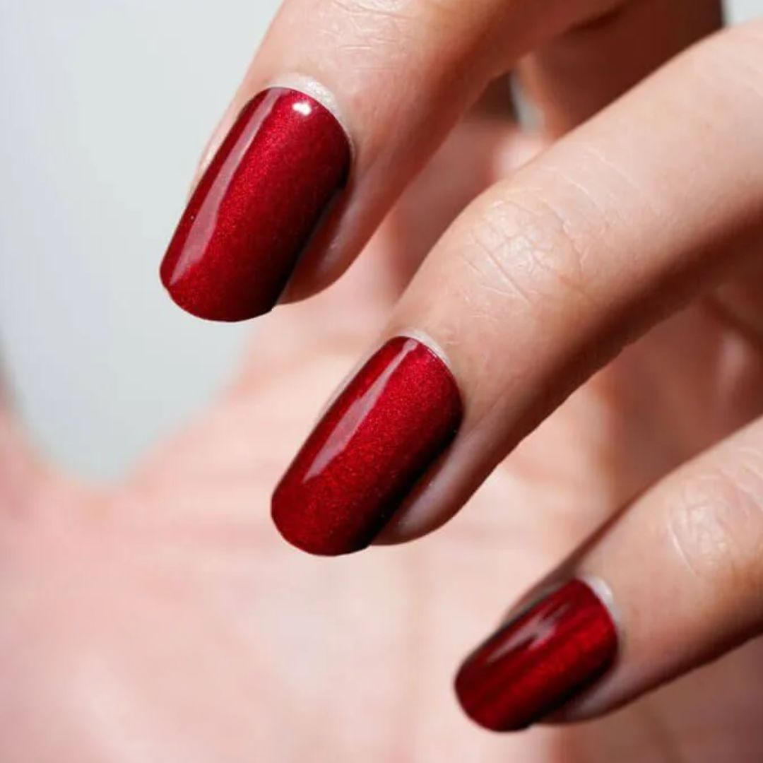 RED CAT-EYE | UÑAS DE GEL