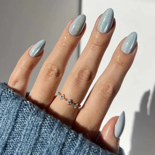HOLOGRAPHIC NAILZ
