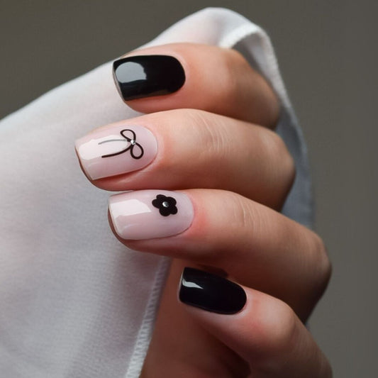 BLACK BOWKNOT | UÑAS DE GEL