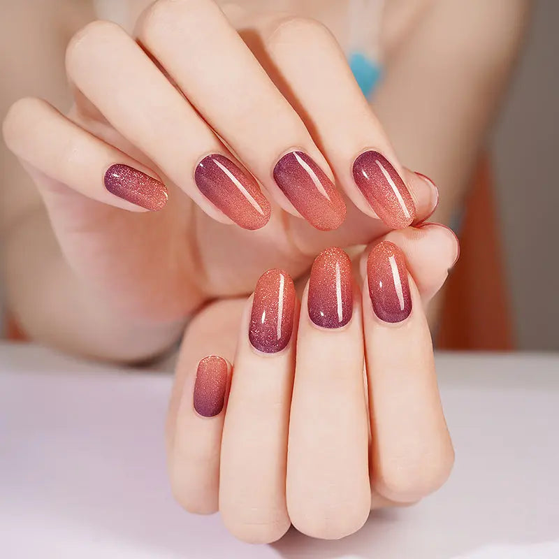 CHERRY CAT-EYE | UÑAS DE GEL