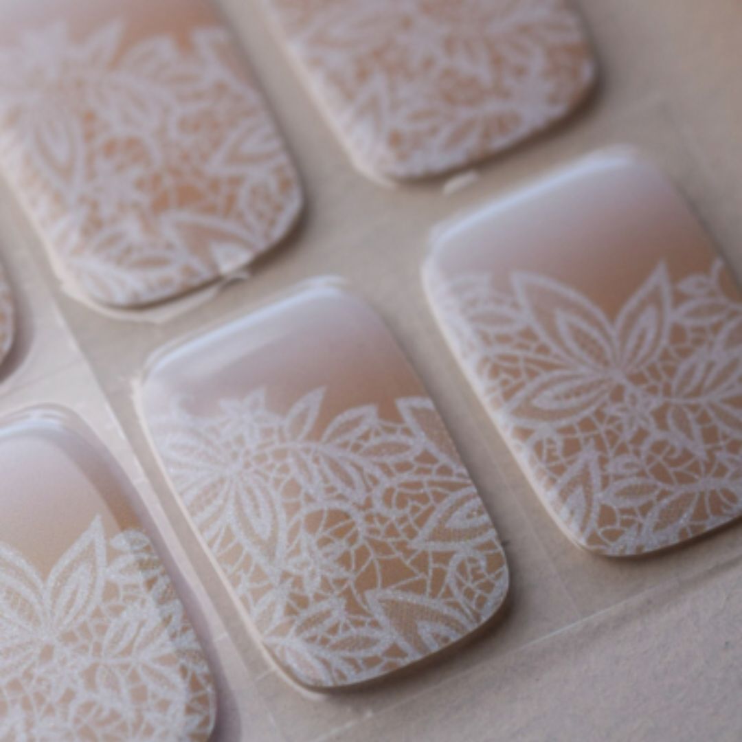 FLORAL BEIGE | UÑAS DE GEL