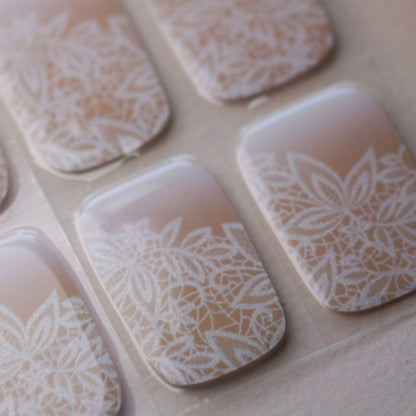 FLORAL BEIGE | UÑAS DE GEL