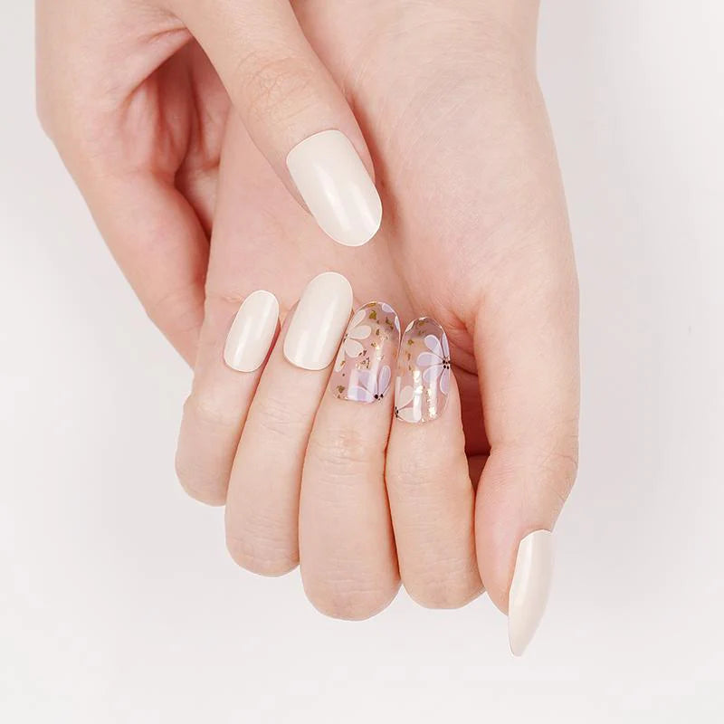 TIMELESS BLOSSOMS | UÑAS DE GEL
