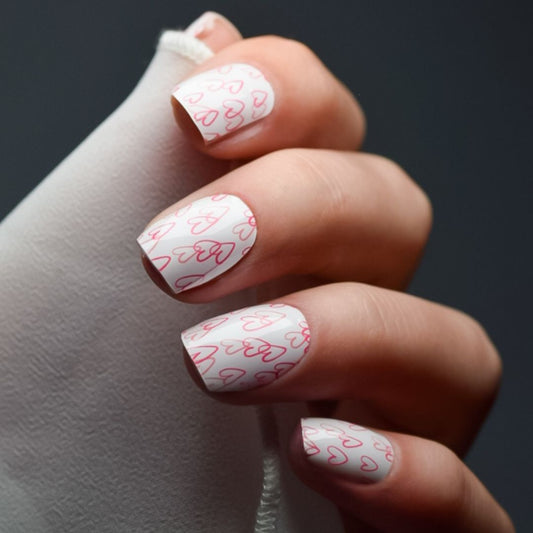 WHITE HEART | UÑAS DE GEL